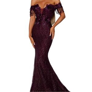 Plum Portia & Scarlett Off the Shoulder Sparkle Appliqué High Low Gown Size 6